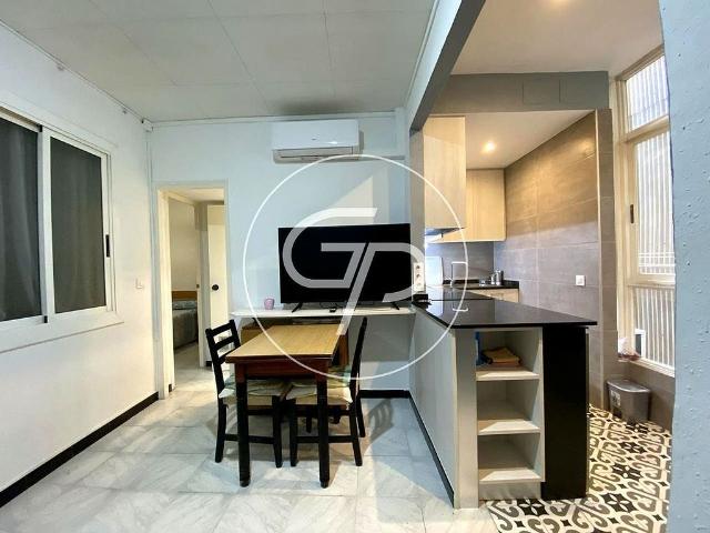 Piso en alquiler en calle Del Consell de Cent, Barcelona, de 47 m² 1 habitación por 1.000