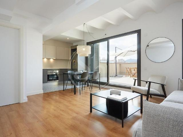 Piso en alquiler en calle Del Consell de Cent, Barcelona, de 60 m² 2 habitaciones por 2.595