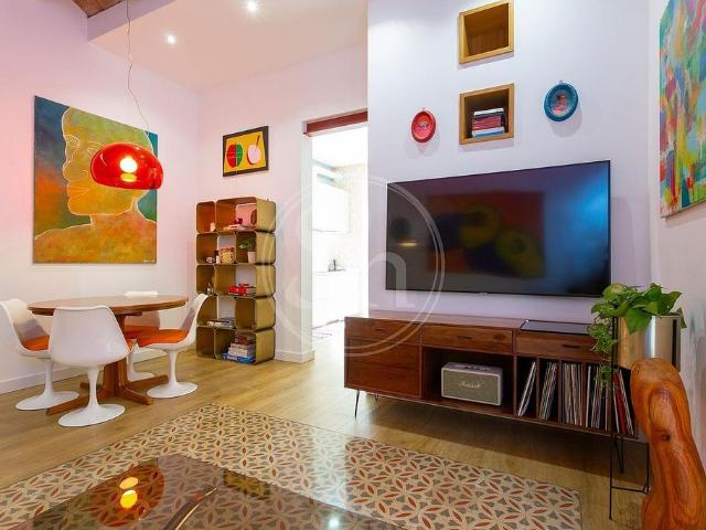 Piso en alquiler en calle Del Clot, Barcelona, de 103 m² 3 habitaciones por 2.495