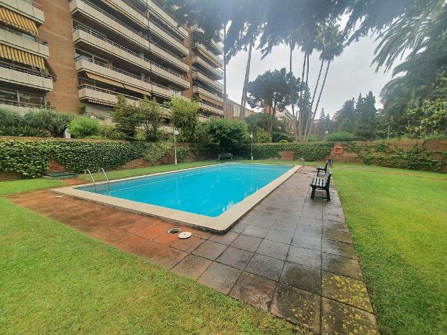 Piso en alquiler en calle Del Doctor Ferran, Barcelona, de 171 m² 4 habitaciones por 3.555