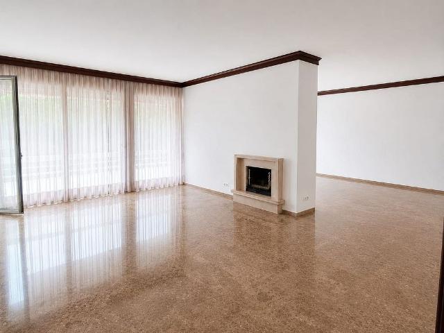 Piso en alquiler en calle Del Doctor Ferran, Barcelona, de 210 m² 4 habitaciones por 4.700