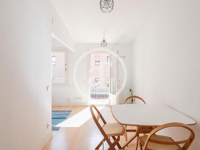 Piso en alquiler en calle Del Doctor Trueta, Barcelona, de 56 m² 1 habitación por 1.395