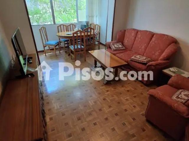 Piso en alquiler en Calle del Guamo