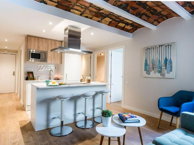 Piso en alquiler en calle Del Mont, Hospitalet de Llobregat, L´, de 68 m² 4 habitaciones por 1.670