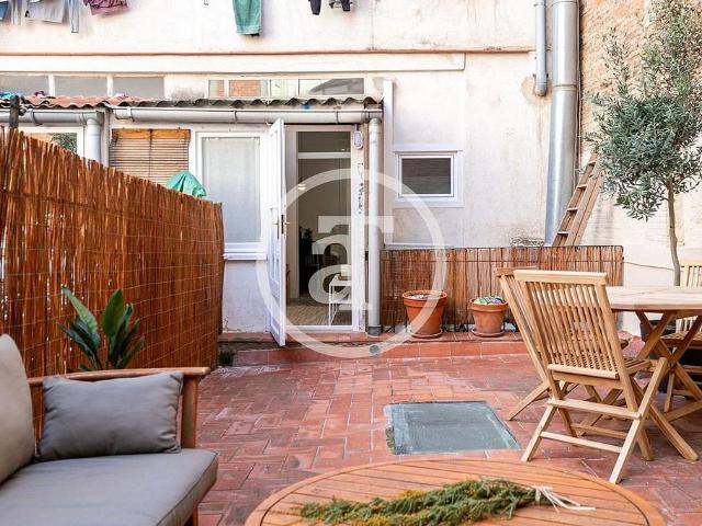 Piso en alquiler en calle Del Montseny, Barcelona, de 60 m² 2 habitaciones por 1.690