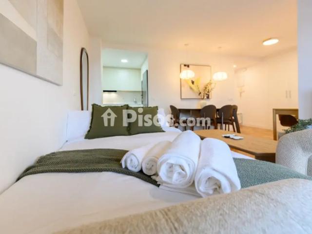 Piso en alquiler en Calle del Moscatelar, 34