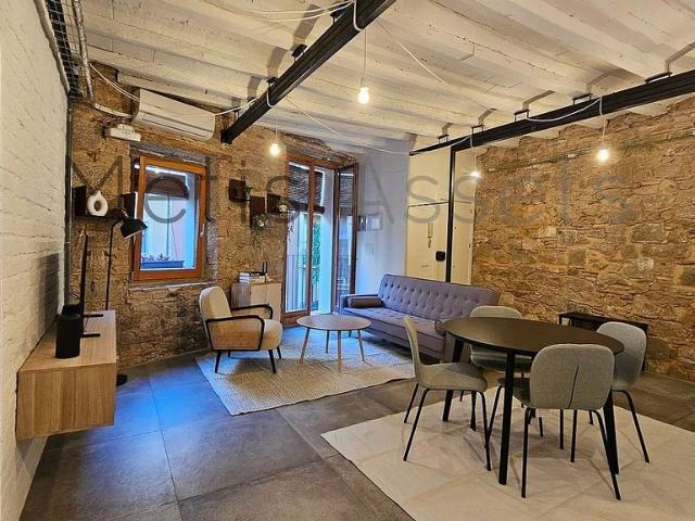 Piso en alquiler en calle Del Nou, Barcelona, de 63 m² 2 habitaciones por 1.013