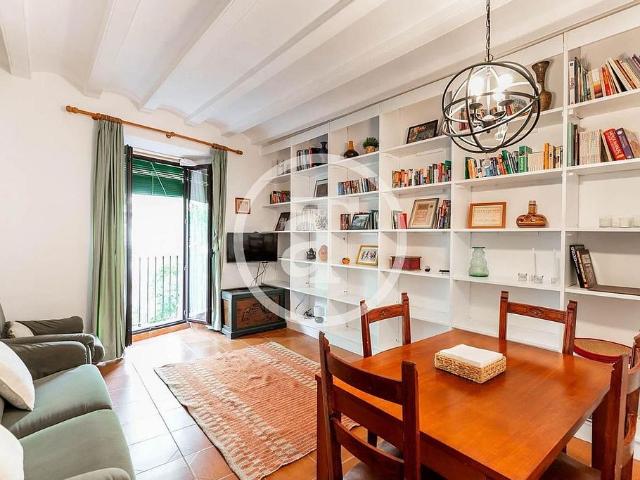 Piso en alquiler en calle Del Nou, Barcelona, de 84 m² 3 habitaciones por 1.372