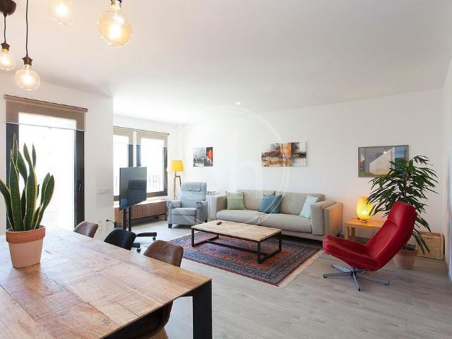 Piso en alquiler en calle Del Perelló, Barcelona, de 105 m² 3 habitaciones por 3.150