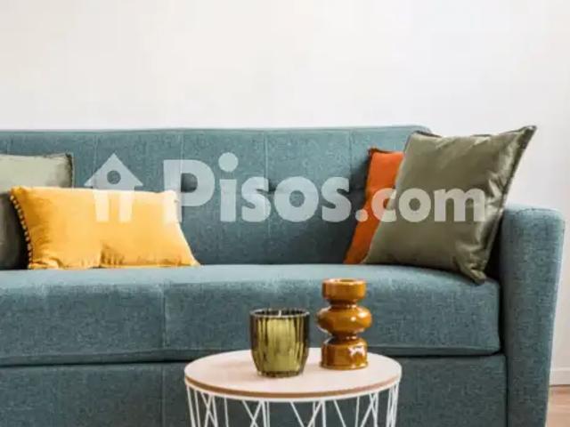 Piso en alquiler en Calle del Río Ebro, 8