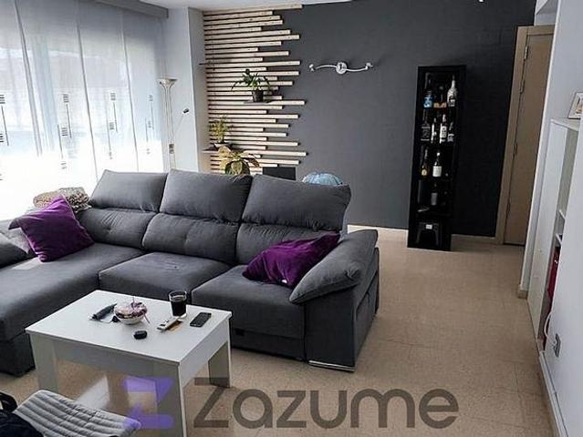 Piso en alquiler en calle Del Riu, Abrera, de 73 m² 3 habitaciones por 596