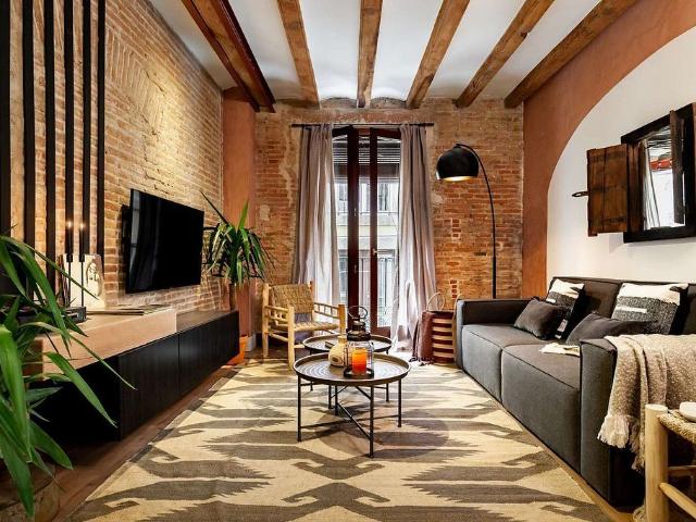 Piso en alquiler en calle Dels Flassaders, Barcelona, de 81 m² 2 habitaciones por 2.133