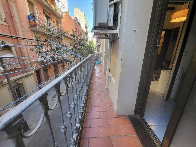 Piso en alquiler en calle Dels Magatzems, Barcelona, de 29 m² 1 habitación por 1.400