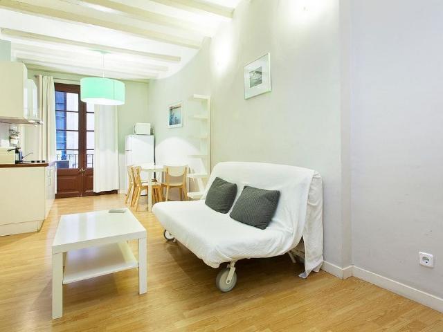 Piso en alquiler en calle Dels Mercaders, Barcelona, de 45 m² 2 habitaciones por 1.250