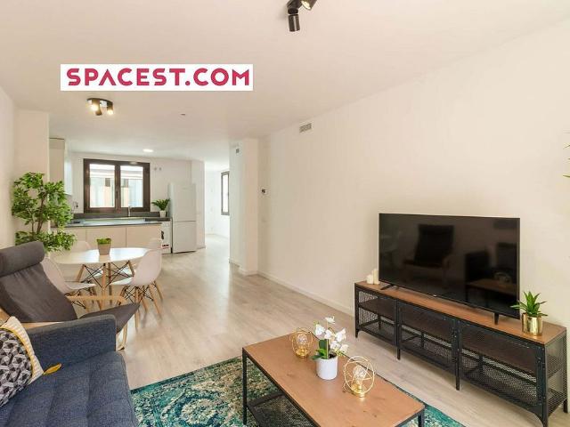 Piso en alquiler en calle Dels Salvador, Barcelona, de 97 m² 3 habitaciones por 1.800