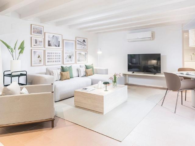 Piso en alquiler en calle D'en Xuclà, Barcelona, de 74 m² 1 habitación por 2.700