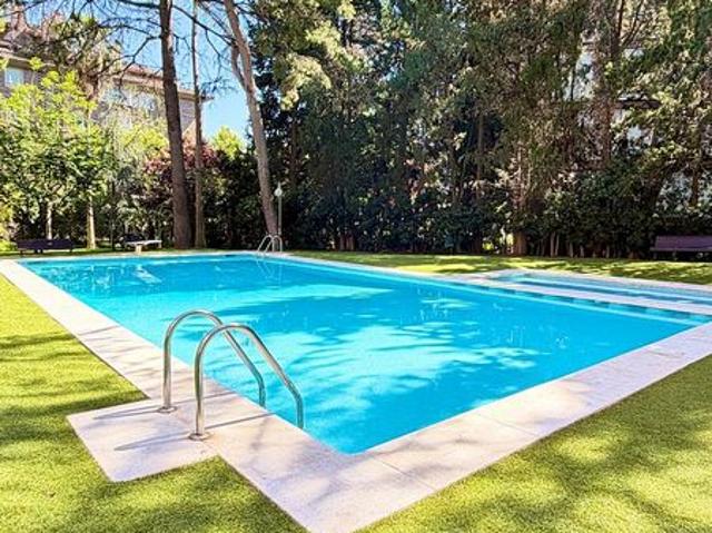 Piso en alquiler en calle D'enric Giménez, Barcelona, de 201 m² 4 habitaciones por 6.500