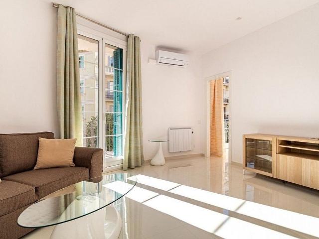 Piso en alquiler en calle D'entença, Barcelona, de 69 m² 2 habitaciones por 1.600