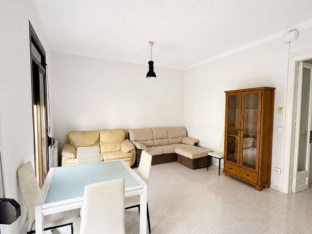 Piso en alquiler en calle D'entença, Barcelona, de 85 m² 3 habitaciones por 1.650
