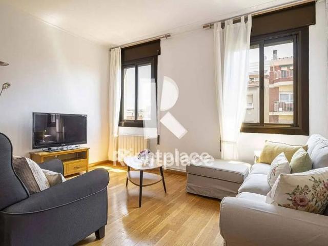 Piso en alquiler en calle D'entença, Barcelona, de 106 m² 4 habitaciones por 1.616