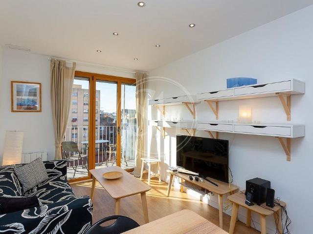 Piso en alquiler en calle D'espronceda, Barcelona, de 70 m² 2 habitaciones por 1.810