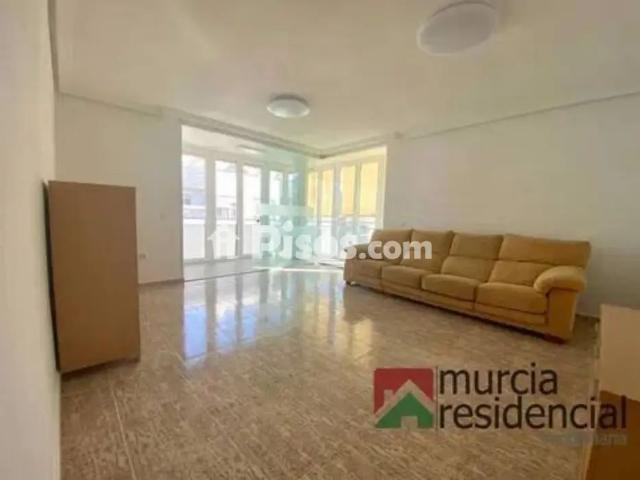 Piso en alquiler en Calle Diario de la Verdad