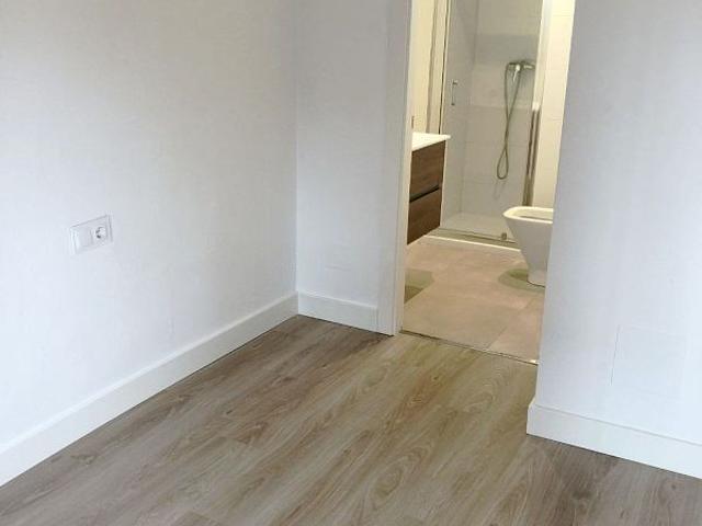 Piso en alquiler en calle El Torrent, Mataró, de 24 m² 1 habitación por 724