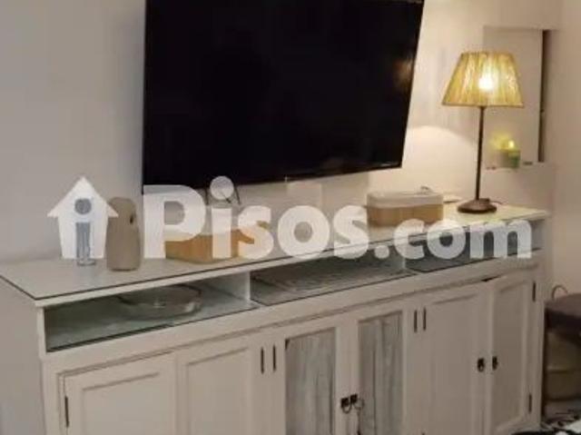 Piso en alquiler en Calle Guadalimar, 8
