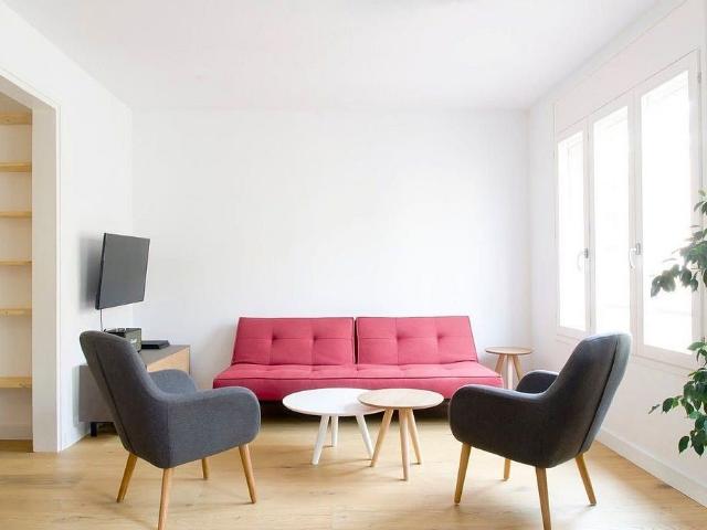 Piso en alquiler en calle Gaudi, Barcelona, de 90 m² 2 habitaciones por 1.900