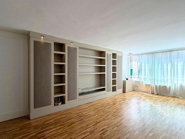 Piso en alquiler en calle Gosol, Barcelona, de 134 m² 3 habitaciones por 2.680