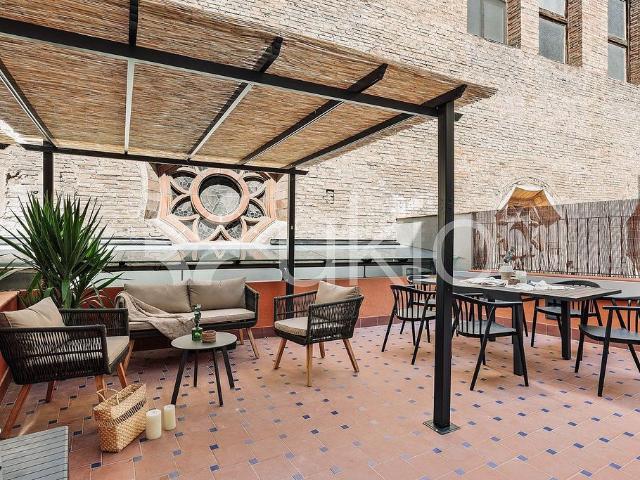 Piso en alquiler en calle Gran de Gràcia, Barcelona, de 133 m² 3 habitaciones por 5.465