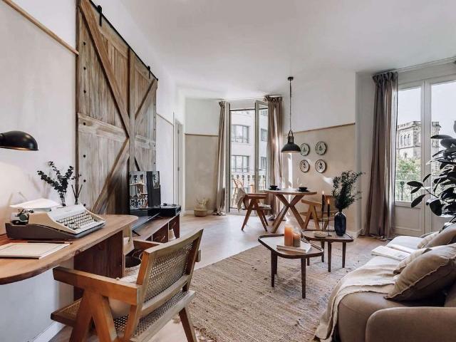 Piso en alquiler en calle Gran Via de Les Corts Catalanes, Barcelona, de 10 m² 1 habitación por 3.678