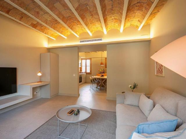 Piso en alquiler en calle Gran Via de Les Corts Catalanes, Barcelona, de 135 m² 3 habitaciones por 3.650