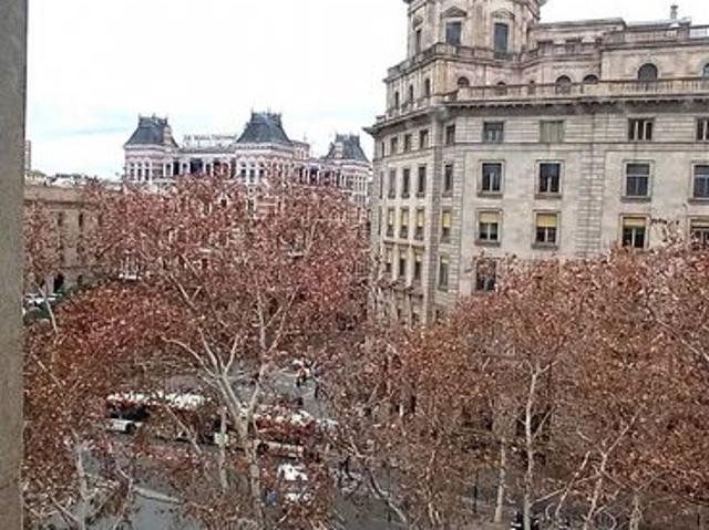 Piso en alquiler en calle Gran Via de Les Corts Catalanes, Barcelona, de 78 m² 2 habitaciones por 3.200