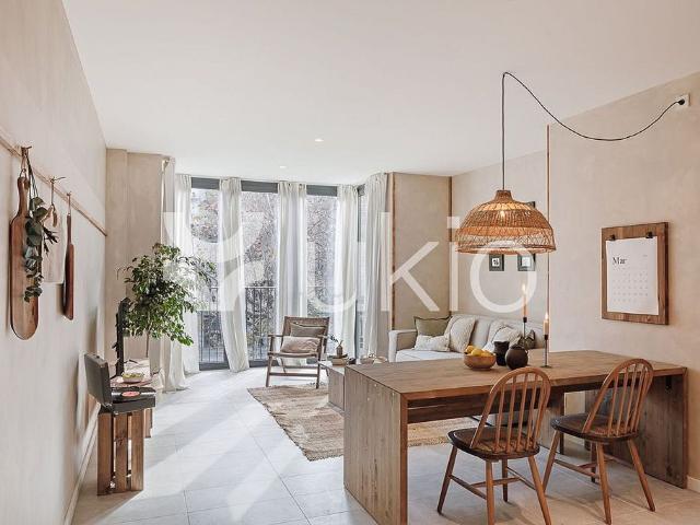 Piso en alquiler en calle Gran Via de Les Corts Catalanes, Barcelona, de 84 m² 2 habitaciones por 3.055