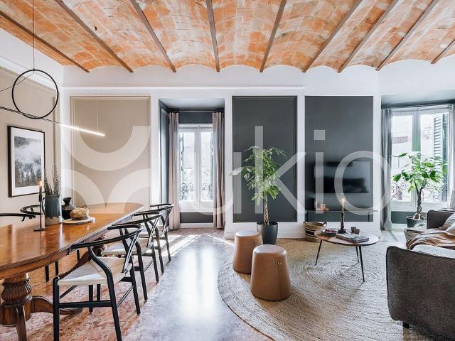 Piso en alquiler en calle Gran Via de Les Corts Catalanes, Barcelona, de 95 m² 2 habitaciones por 2.885