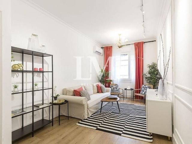Piso en alquiler en calle Gran Via de Les Corts Catalanes, Barcelona, de 97 m² 2 habitaciones por 2.400