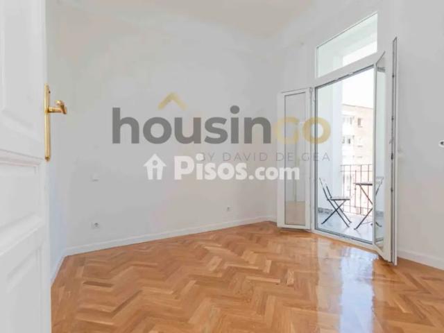Piso en alquiler en Calle Hermosilla, cerca de Calle Castelló