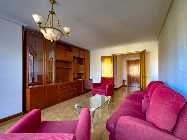 Piso en Alquiler en Calle Heraclio Alfaro, Aranzabela – Aranbizkarra, Vitoria Gasteiz, Álava