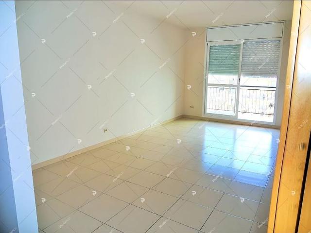 Piso en alquiler en calle Independencia, Barcelona, de 60 m² 2 habitaciones por 1.328