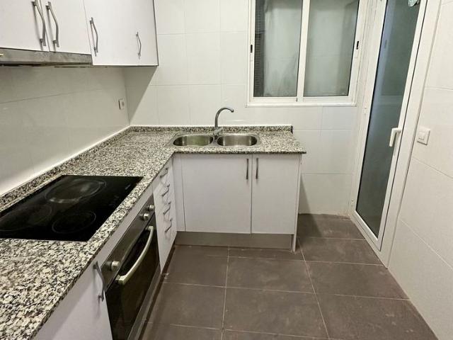 Piso en alquiler en calle Isidro Marti, Esplugues de Llobregat, de 55 m² 3 habitaciones por 950