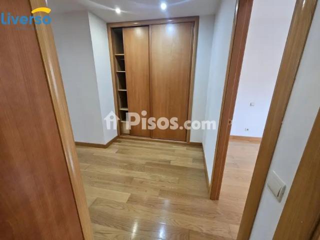 Piso en alquiler en Calle La Revenga