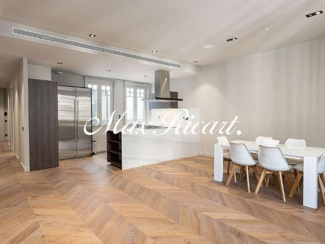Piso en alquiler en calle Laietana, Barcelona, de 75 m² 1 habitación por 3.224