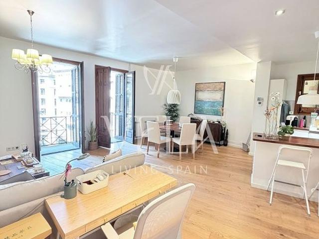 Piso en alquiler en calle Laietana, Barcelona, de 90 m² 2 habitaciones por 2.350