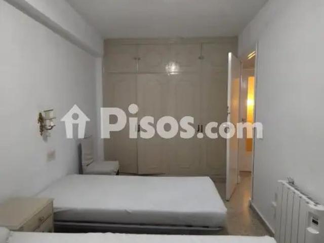 Piso en alquiler en Calle Laredo