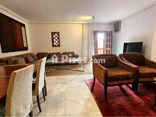 Piso en alquiler en Calle León y Castillo, cerca de Parque Doramas