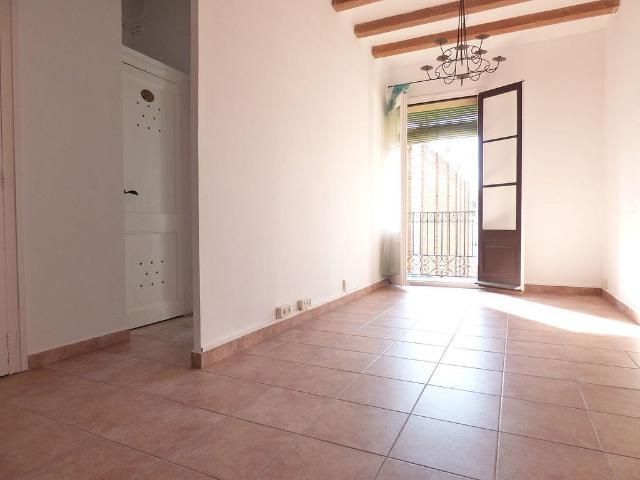 Piso en alquiler en calle Llibertat, Barcelona, de 38 m² 1 habitación por 950