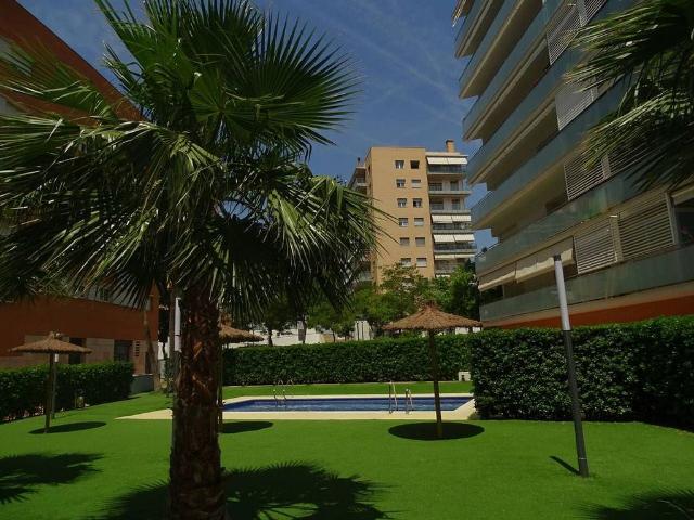Piso en alquiler en calle Llorenç Villalonga, Tarragona, de 95 m² 3 habitaciones por 1.200