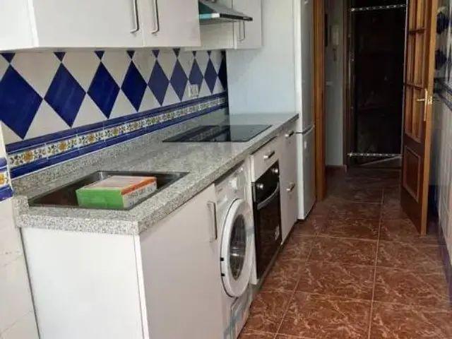 Piso en alquiler en Calle Pasaje Pintor Rafael Romero de Torres, 3