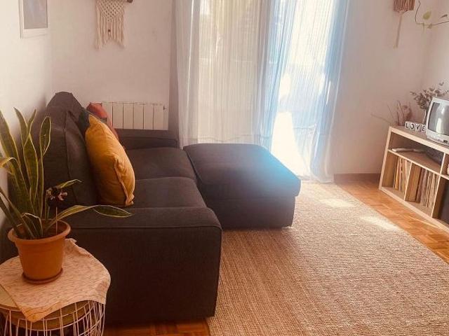 Piso en alquiler en calle Poblenou, Barcelona, de 74 m² 4 habitaciones por 1.900